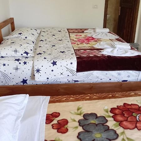 Guest House Qafe Dardha - Tomorr National Park Qafe Dardhe Kültér fotó
