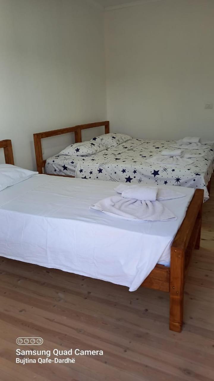 Guest House Qafe Dardha - Tomorr National Park Qafe Dardhe Kültér fotó